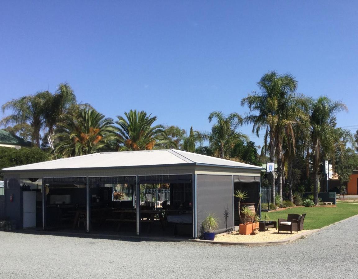 Sunrise Motel 3*