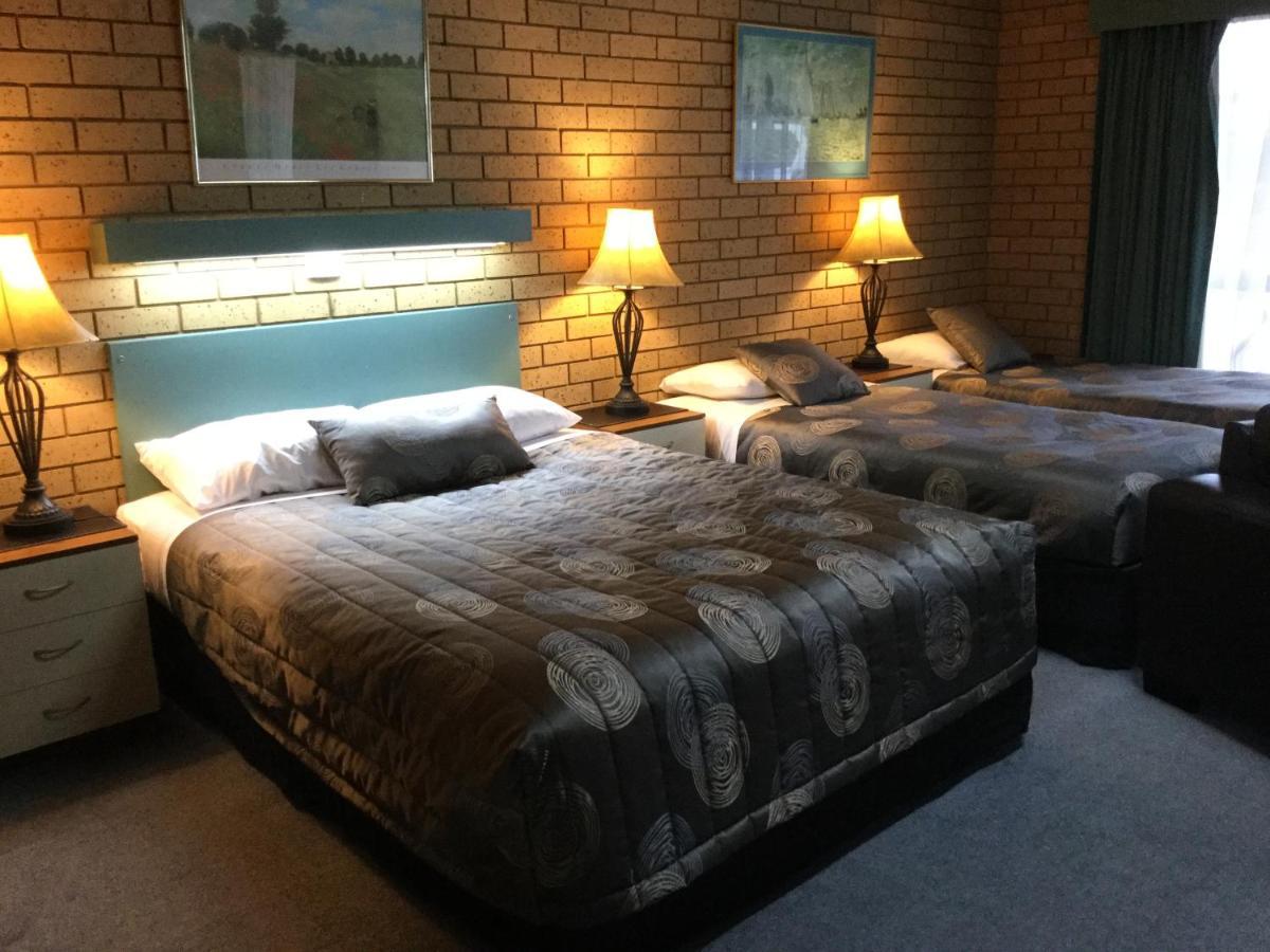Sunrise Motel 3*